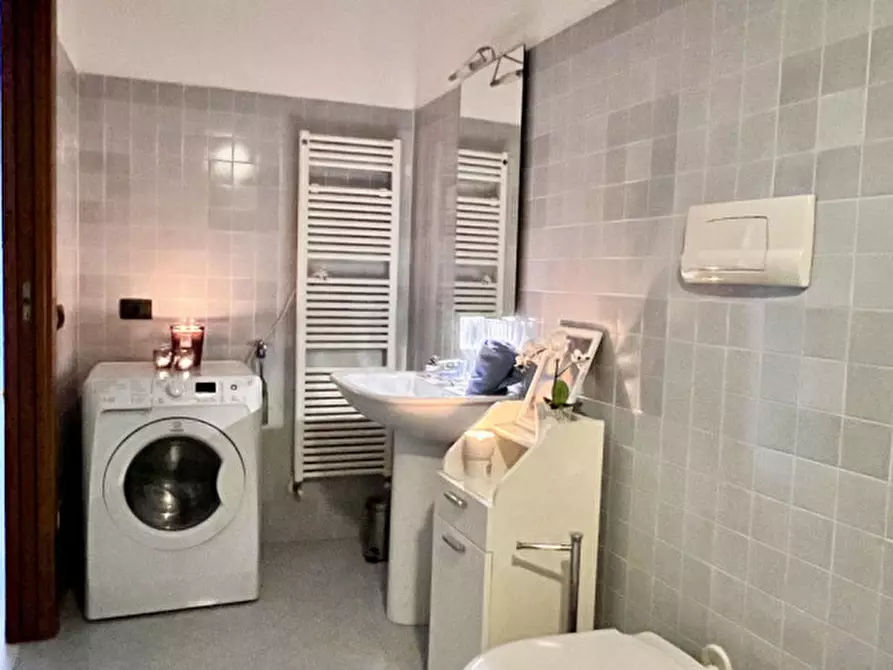 Immagine 17 di Appartamento in vendita  in via Bogon, 2 a Verona