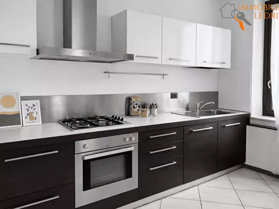 Immagine 19 di Appartamento in vendita  in via Bogon, 2 a Verona