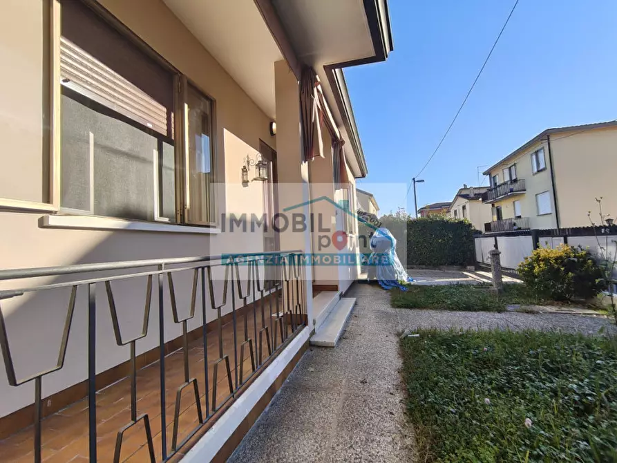 Immagine 8 di Casa indipendente in affitto  in Via Pietro Maroncelli a Padova