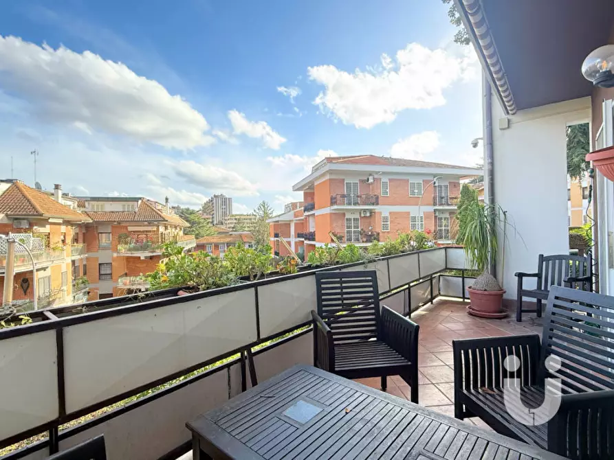 Immagine 9 di Villa in vendita  in Via Ernesto Basile a Roma