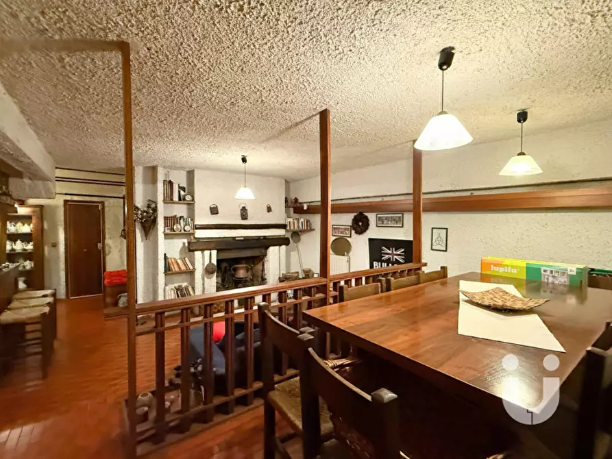 Immagine 25 di Villa in vendita  in Via Ernesto Basile a Roma