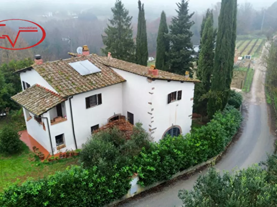 Immagine 4 di Villa in vendita  in Via Guglielmo Oberdan a Bucine