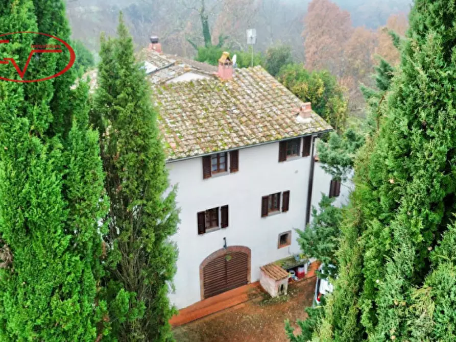 Immagine 8 di Villa in vendita  in Via Guglielmo Oberdan a Bucine