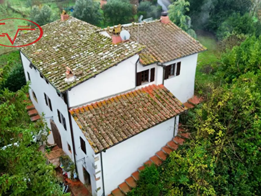 Immagine 9 di Villa in vendita  in Via Guglielmo Oberdan a Bucine