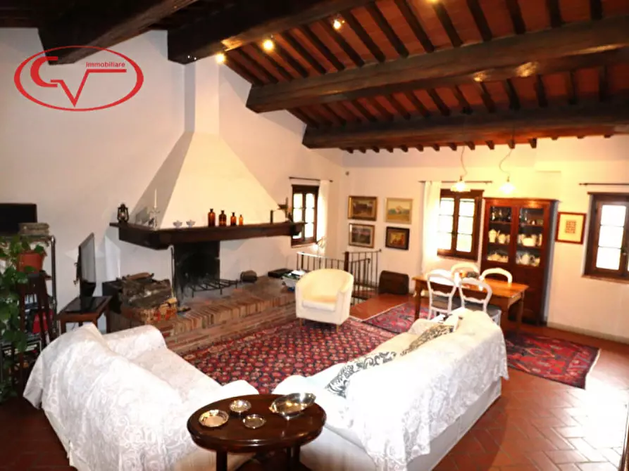 Immagine 16 di Villa in vendita  in Via Guglielmo Oberdan a Bucine