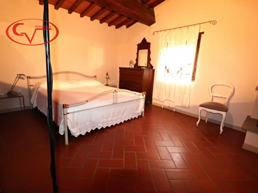 Immagine 18 di Villa in vendita  in Via Guglielmo Oberdan a Bucine