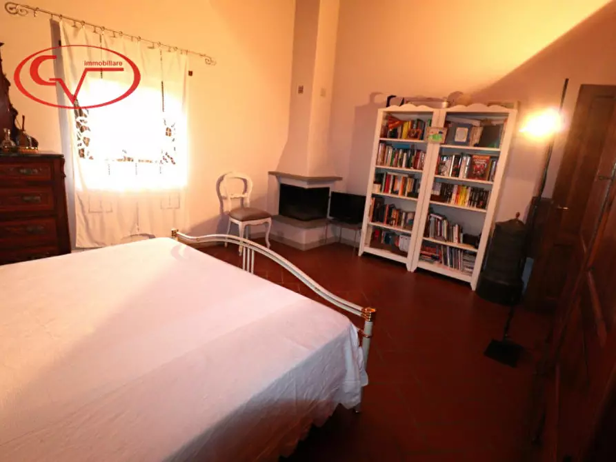 Immagine 19 di Villa in vendita  in Via Guglielmo Oberdan a Bucine