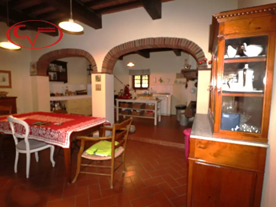 Immagine 33 di Villa in vendita  in Via Guglielmo Oberdan a Bucine