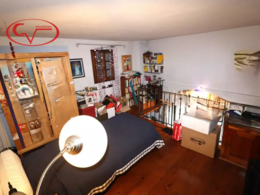 Immagine 39 di Villa in vendita  in Via Guglielmo Oberdan a Bucine