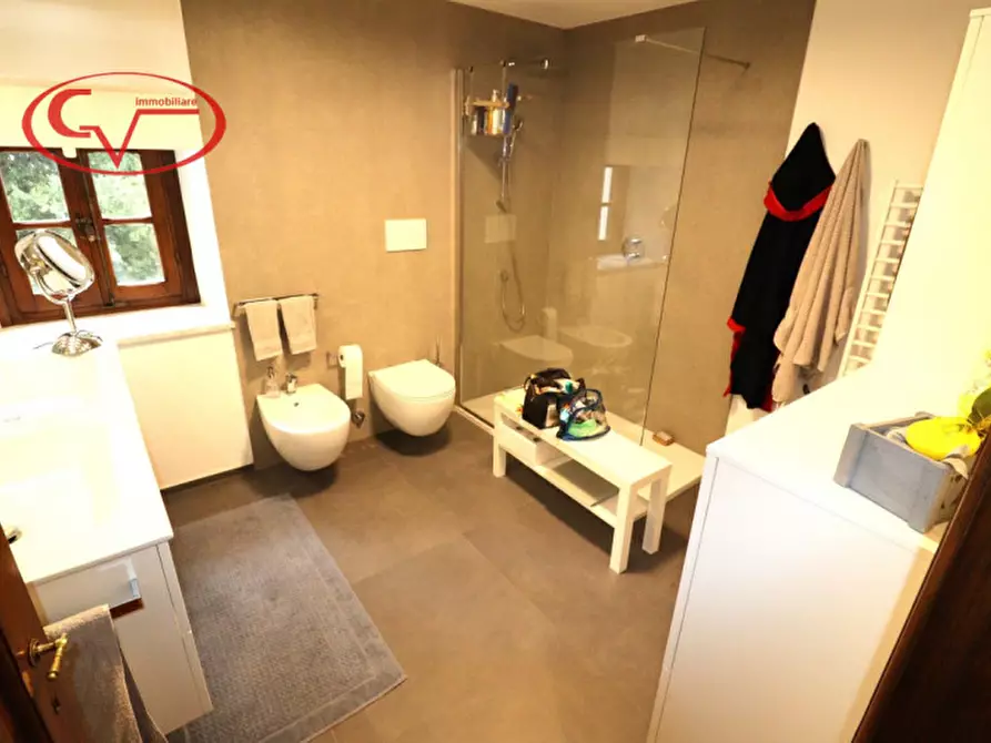 Immagine 43 di Villa in vendita  in Via Guglielmo Oberdan a Bucine