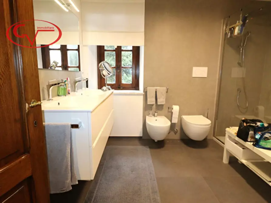 Immagine 44 di Villa in vendita  in Via Guglielmo Oberdan a Bucine