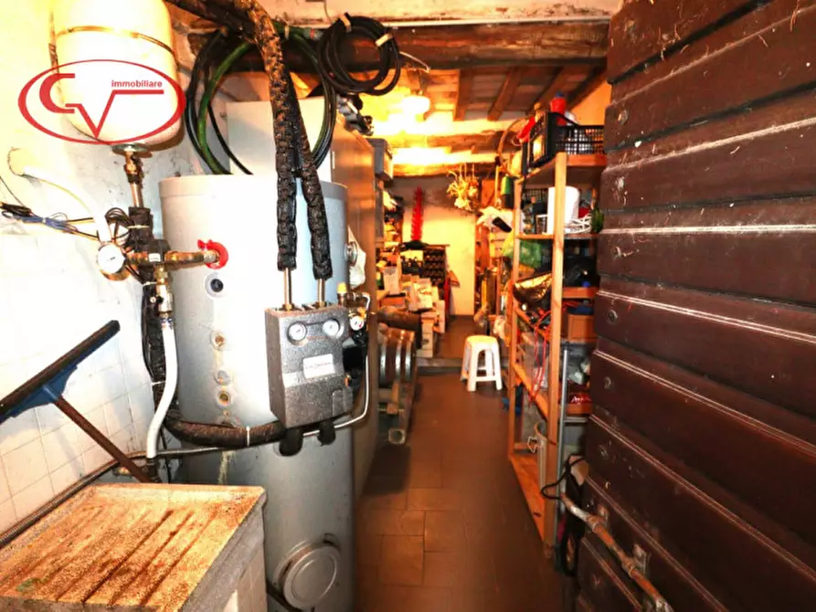 Immagine 51 di Villa in vendita  in Via Guglielmo Oberdan a Bucine