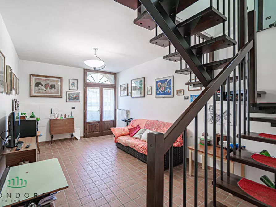 Immagine 1 di Appartamento in vendita  in Via Lavino 255 a Monte San Pietro