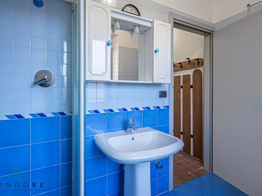 Immagine 11 di Appartamento in vendita  in Via Lavino 255 a Monte San Pietro