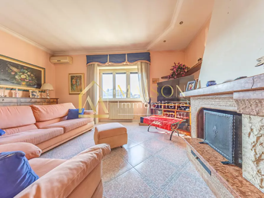 Immagine 4 di Appartamento in vendita  in Via Banari a Roma