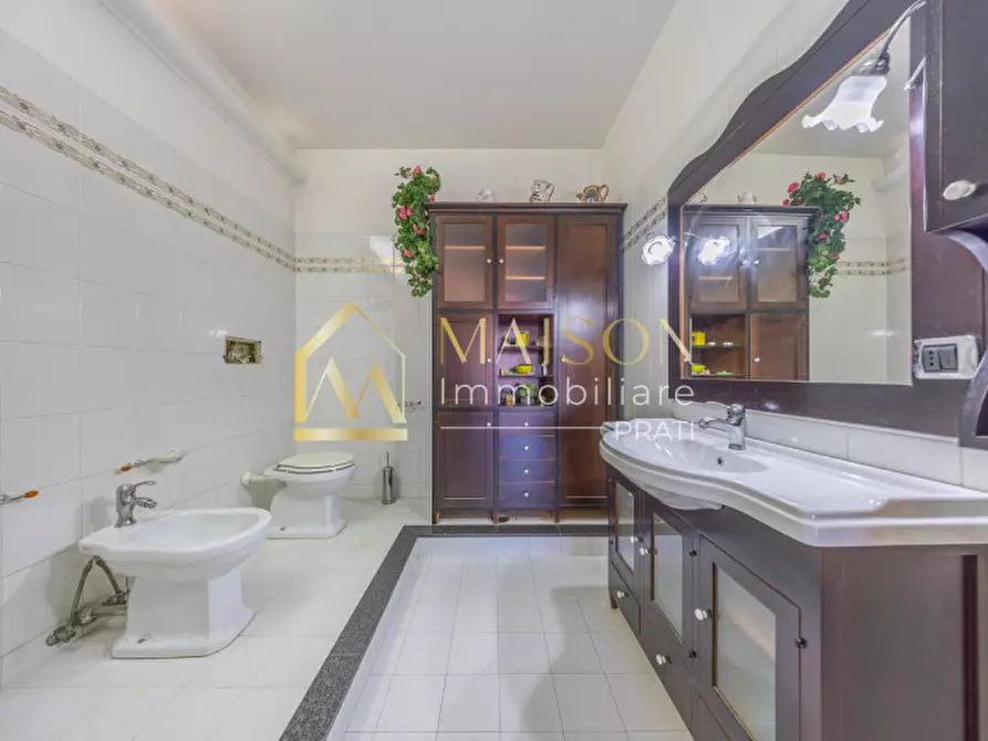 Immagine 22 di Appartamento in vendita  in Via Banari a Roma