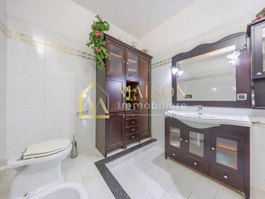 Immagine 26 di Appartamento in vendita  in Via Banari a Roma