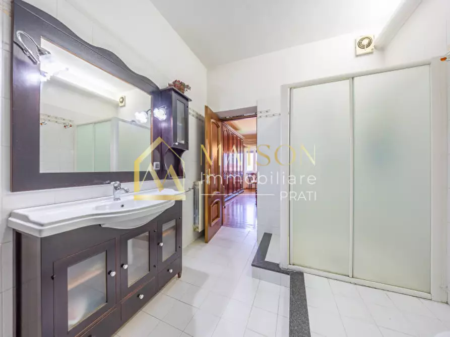 Immagine 28 di Appartamento in vendita  in Via Banari a Roma