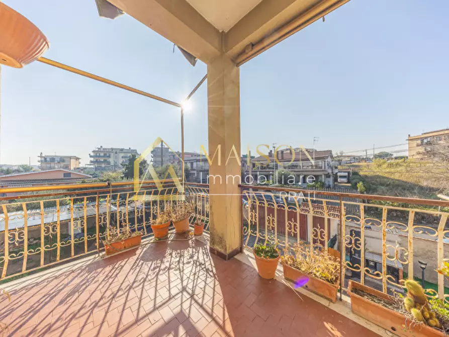 Immagine 47 di Appartamento in vendita  in Via Banari a Roma