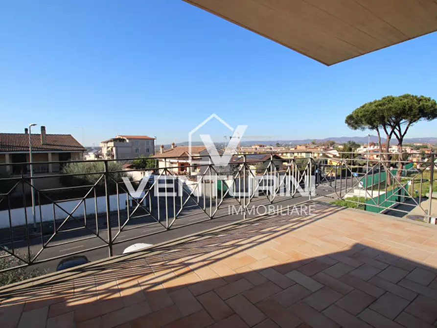 Immagine 12 di Appartamento in vendita  in Via di Valle Muricana, 720 a Roma