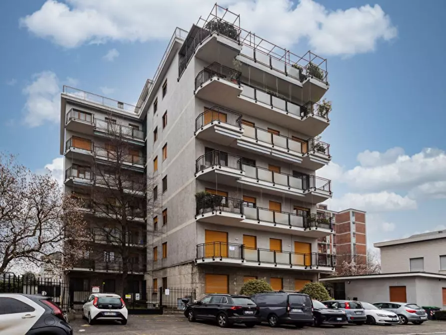 Immagine 17 di Appartamento in vendita  in Via Vittori Pisani 14 a Monza