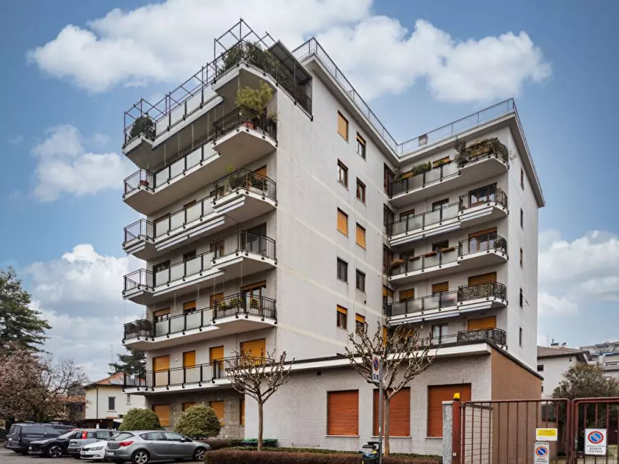 Immagine 18 di Appartamento in vendita  in Via Vittori Pisani 14 a Monza