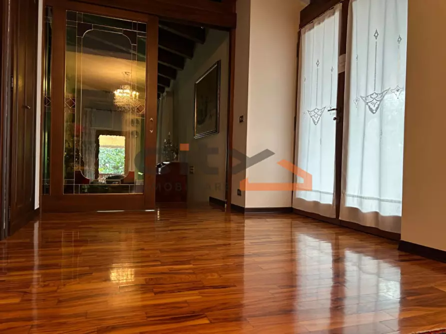 Immagine 4 di Casa indipendente in vendita  in via Alte a Pove Del Grappa