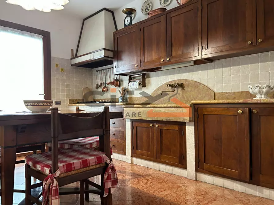 Immagine 5 di Casa indipendente in vendita  in via Alte a Pove Del Grappa