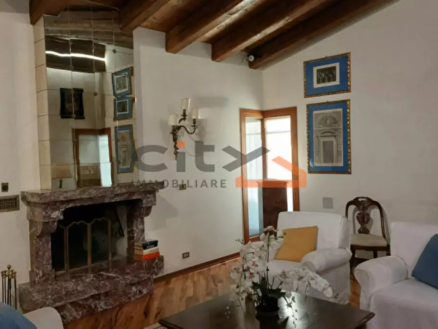 Immagine 9 di Casa indipendente in vendita  in via Alte a Pove Del Grappa