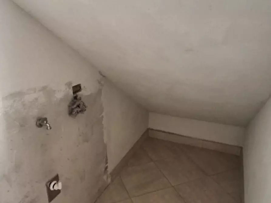 Immagine 5 di Appartamento in vendita  in Via Ospedale 7 a Castano Primo