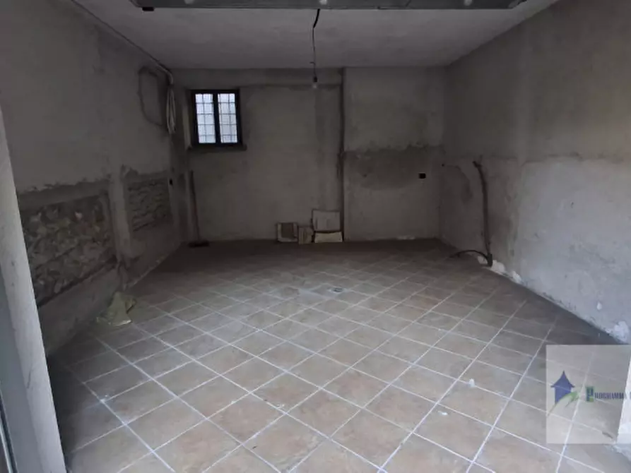 Immagine 23 di Appartamento in vendita  in Via Ospedale 7 a Castano Primo