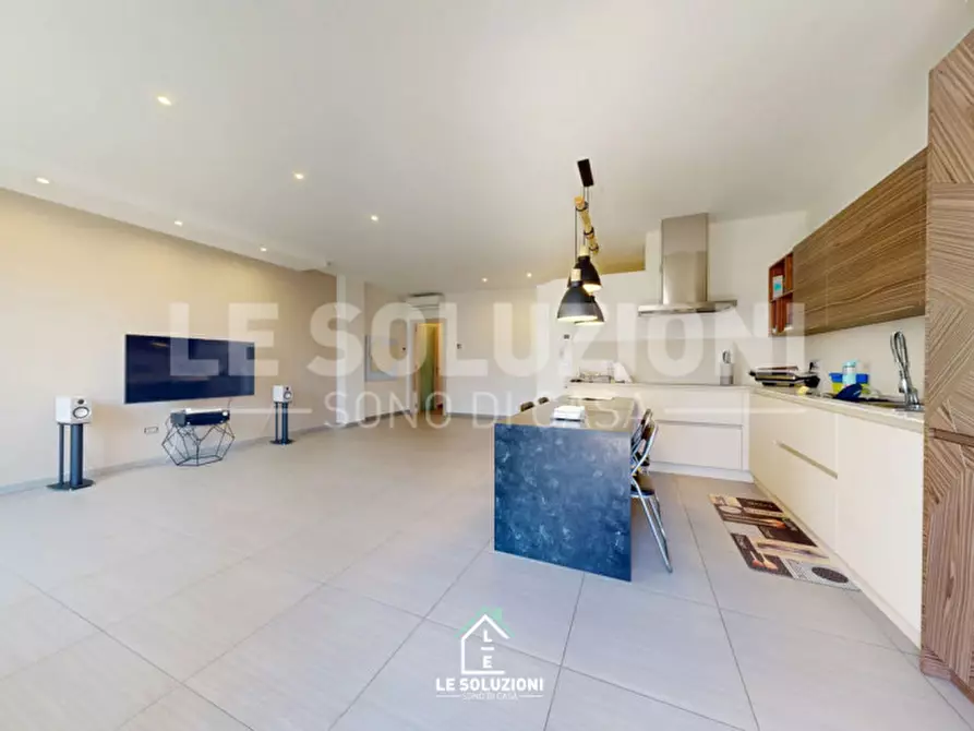 Immagine 4 di Appartamento in vendita  in Viale Federico II 35 a Putignano