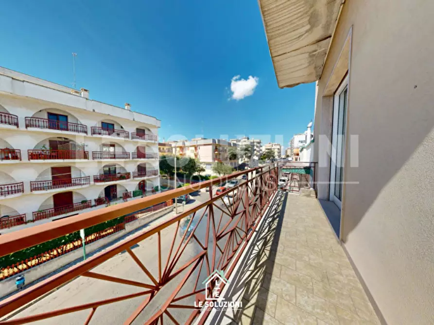 Immagine 17 di Appartamento in vendita  in Viale Federico II 35 a Putignano