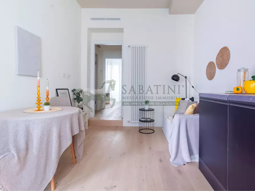 Immagine 2 di Appartamento in vendita  in via Pietro Maroncelli, 9 a Milano