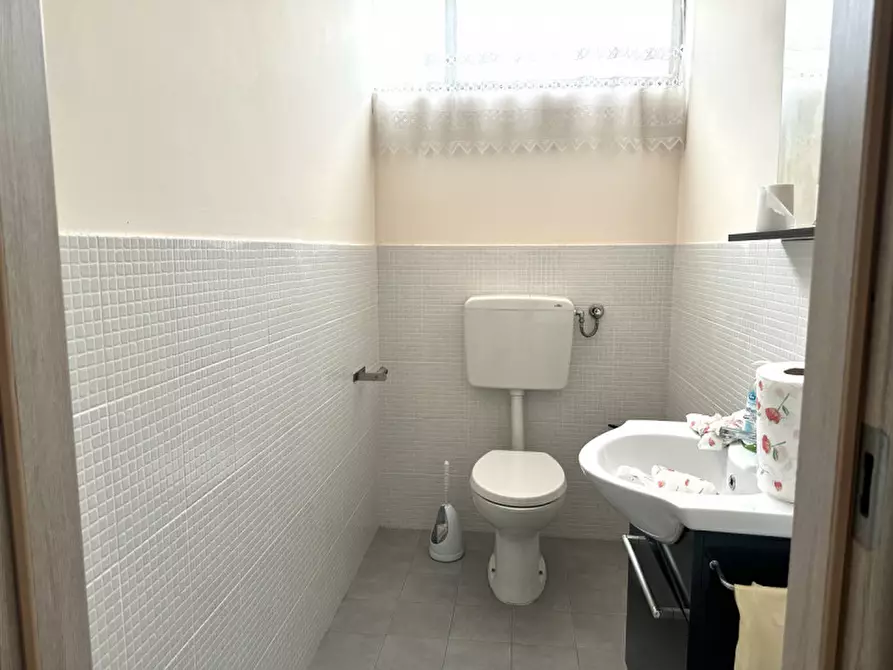 Immagine 6 di Negozio in vendita  in VIA IV NOVEMBRE a Mestrino