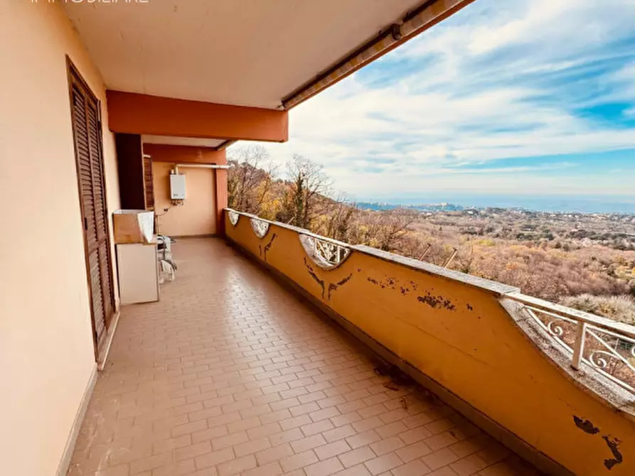 Immagine 9 di Attico in vendita  in Via Roma a Rocca Di Papa