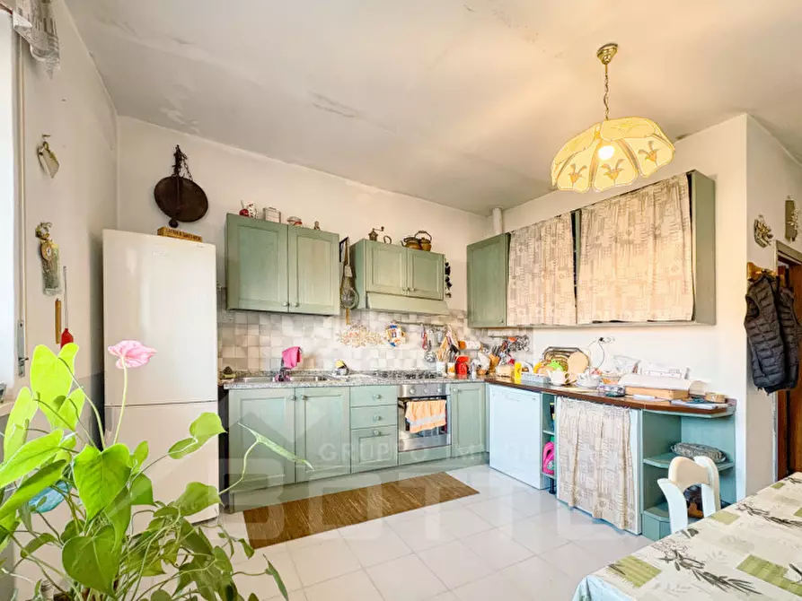 Immagine 9 di Appartamento in vendita  in piazza borromeo n 52 a Nosate