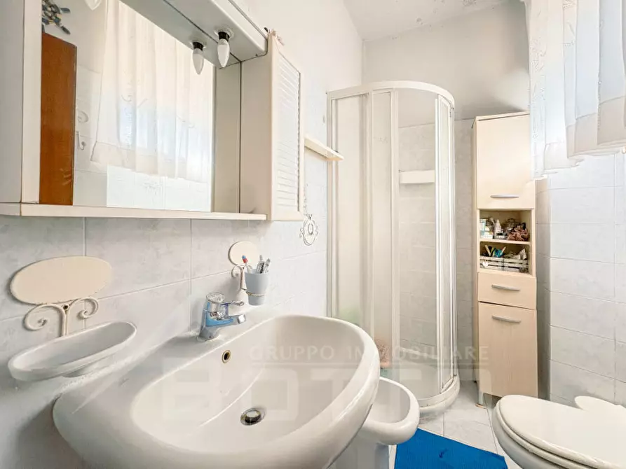 Immagine 11 di Appartamento in vendita  in piazza borromeo n 52 a Nosate