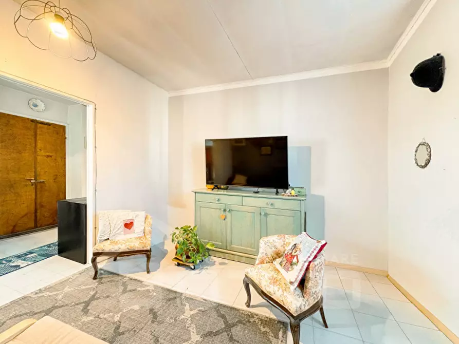 Immagine 15 di Appartamento in vendita  in piazza borromeo n 52 a Nosate