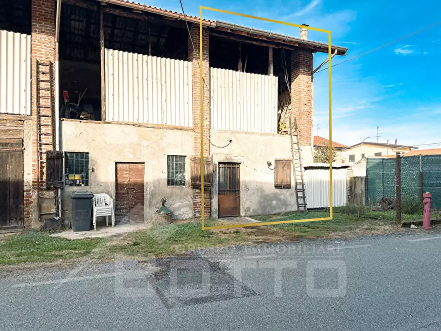 Immagine 25 di Appartamento in vendita  in piazza borromeo n 52 a Nosate