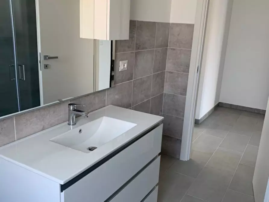 Immagine 8 di Appartamento in affitto  a Villastellone