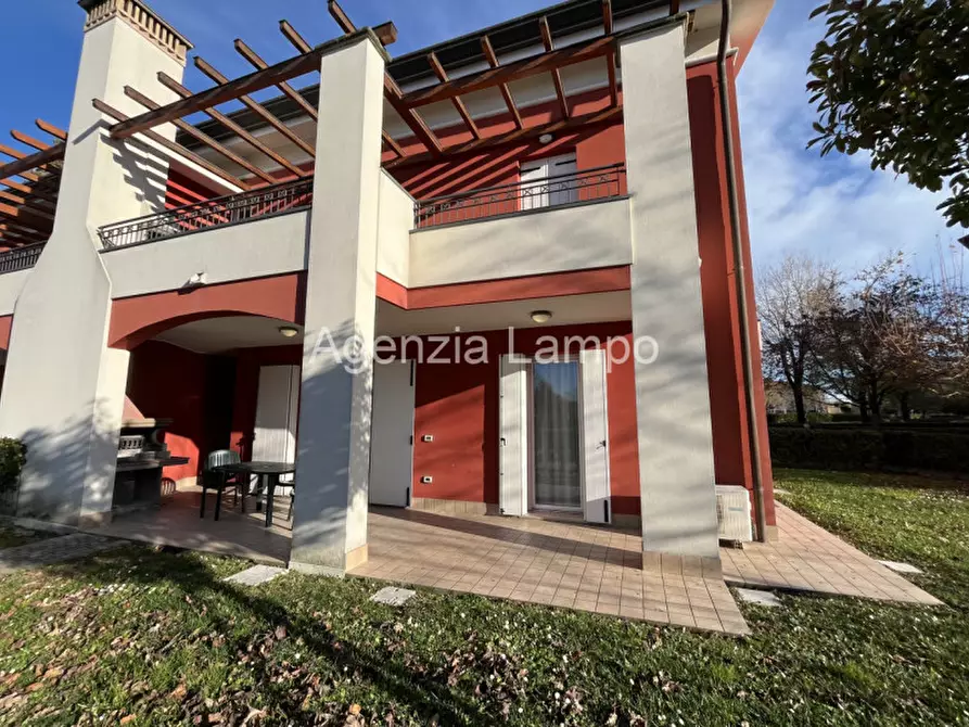 Immagine 2 di Appartamento in vendita  in Viale dei Gabbiani a Caorle