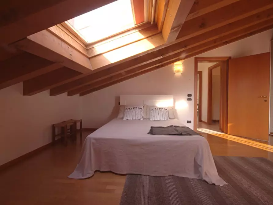 Immagine 11 di Appartamento in vendita  a Trevignano