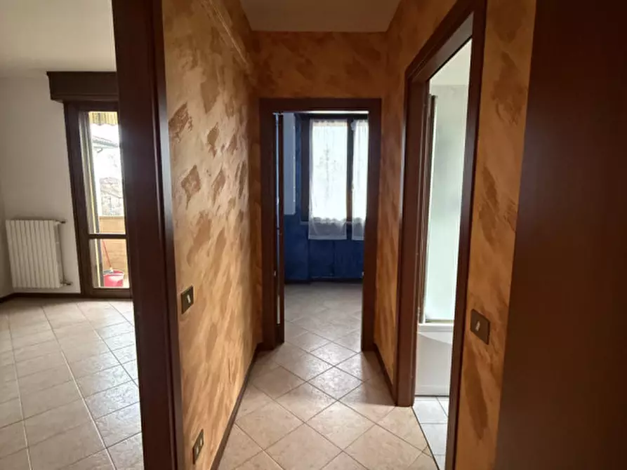 Immagine 8 di Palazzo in vendita  in Via Renato Cartesio a Reggio Nell'emilia