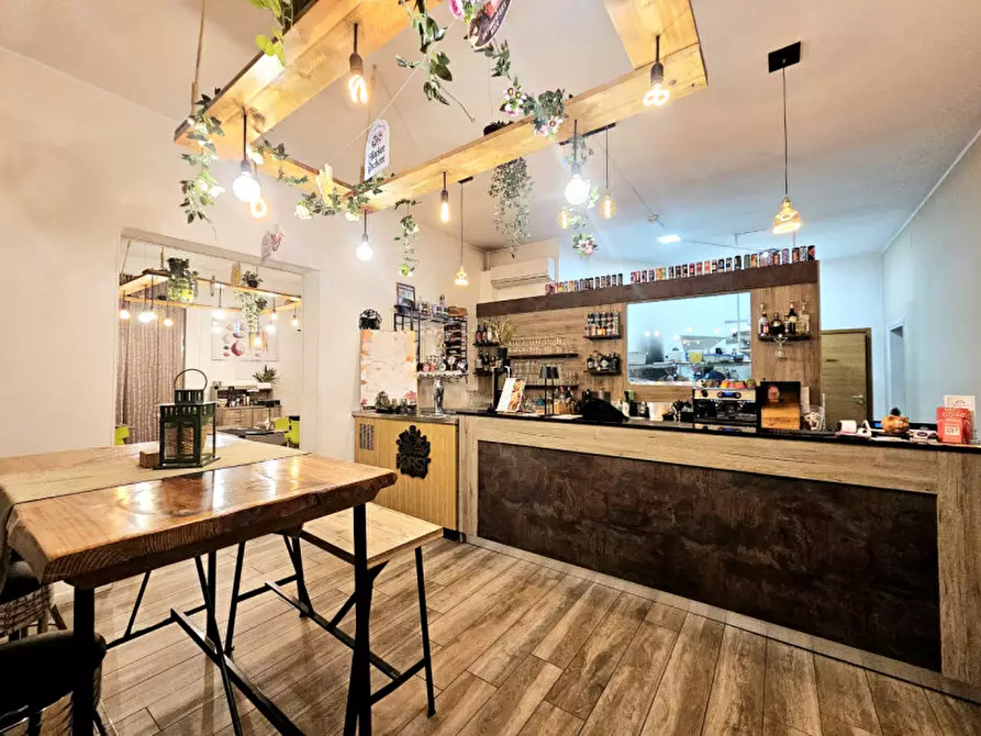 Immagine 2 di Negozio in vendita  in VIA EUGANEO TREPONTI a Teolo