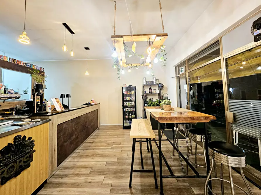 Immagine 9 di Negozio in vendita  in VIA EUGANEO TREPONTI a Teolo