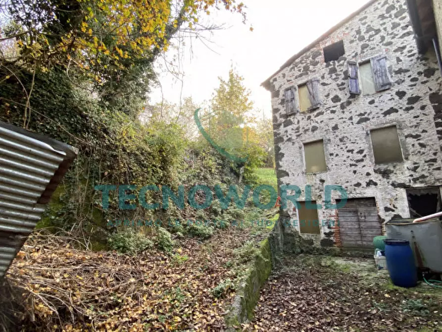 Immagine 4 di Rustico / casale in vendita  in Via Valdellette a Lugo Di Vicenza