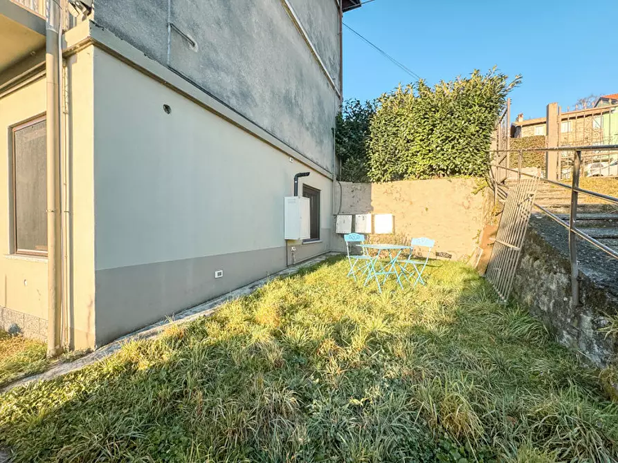 Immagine 14 di Appartamento in vendita  in Via per Corciago 22 a Pisano