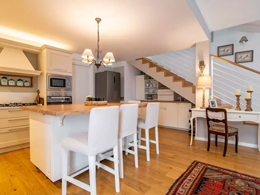 Immagine 10 di Casa trifamiliare in vendita  in Via Socrate a Montegrotto Terme