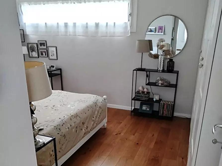 Immagine 21 di Casa trifamiliare in vendita  in Via Socrate a Montegrotto Terme